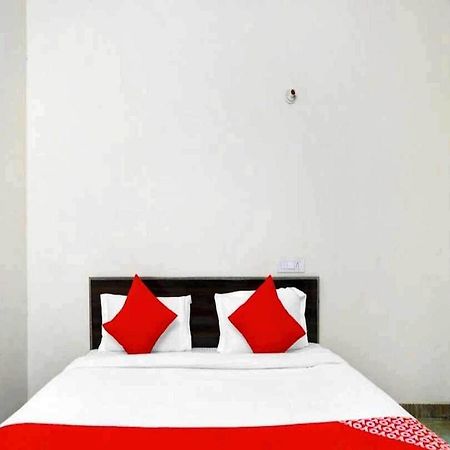 Hotel Sky Bird Bhauli Exterior foto